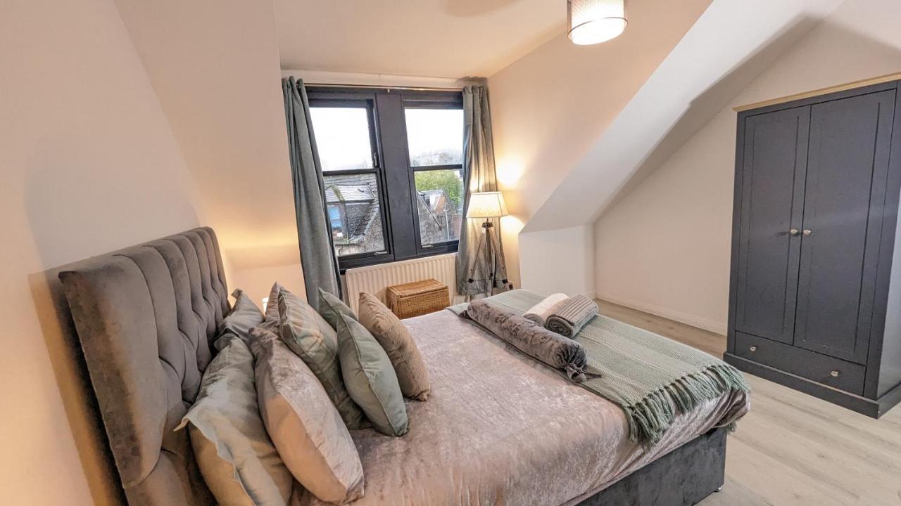 Lovely 2 Bedroom Apartment In Central Location Greenock Eksteriør bilde